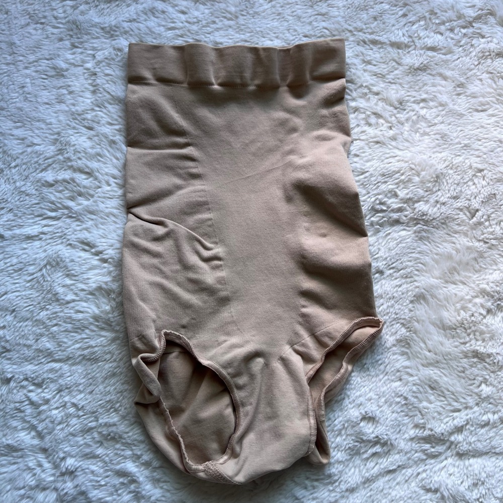 SKIMS Sculpting High Waisted Brief Nude Shapewear Size XXS/XS SH-HWB-0102 NEW